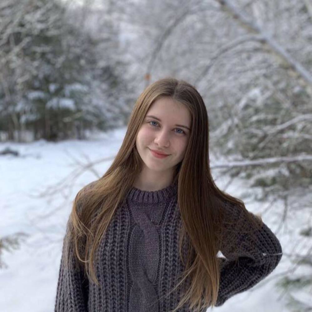 Meet your Posher, Daphné